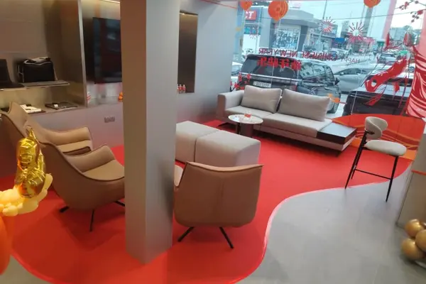 Chain Outlet Shop retail carpet installation on Zeekr